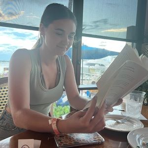 Meet your Posher, Lilly